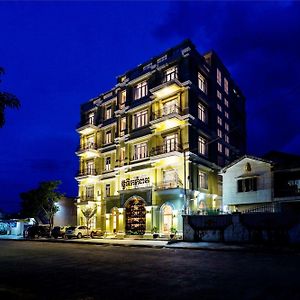 Boutique Kampot Hotel